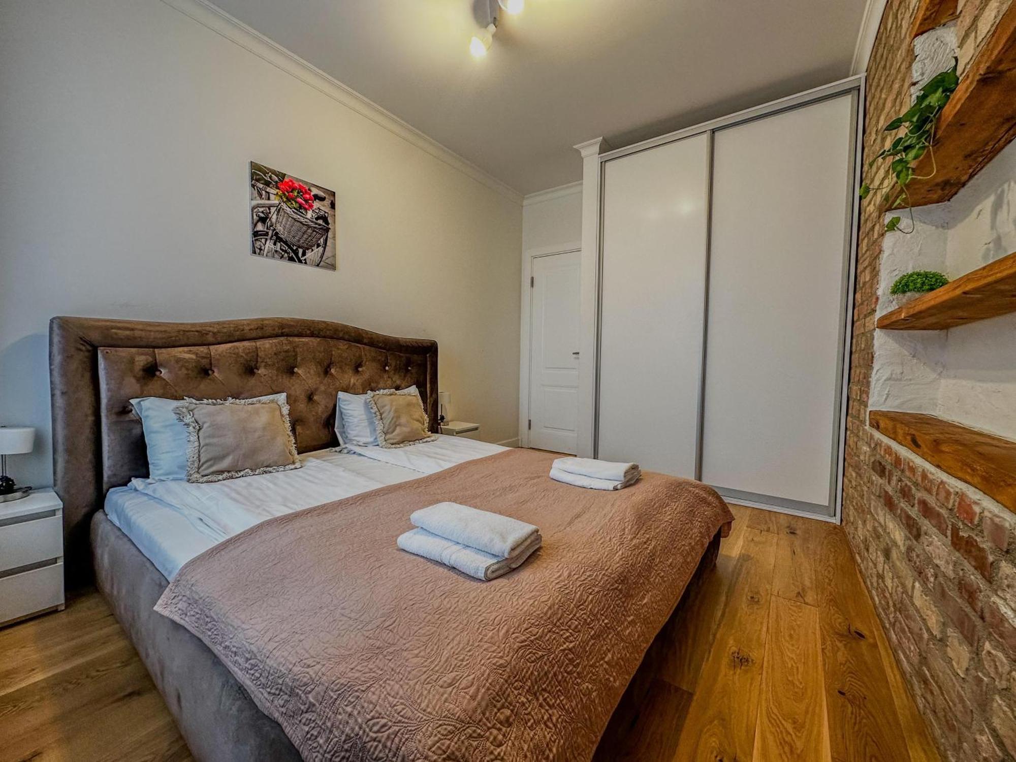 One Bedroom Promenade Apartment Rīga Exterior foto